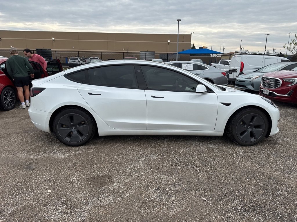 Used 2022 Tesla Model 3 Long Range image 3