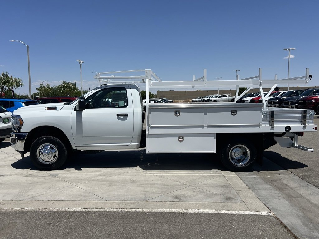 New 2024 RAM 3500 Tradesman image 3