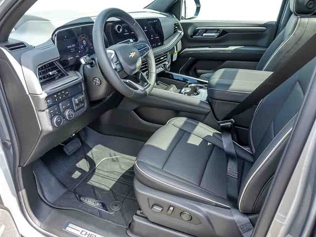 New 2026 Chevrolet Suburban Premier AWD/4WD image 15