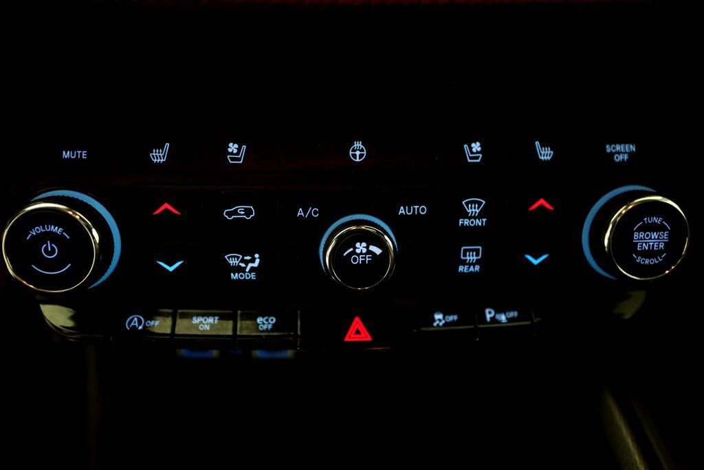 Used 2024 Dodge Durango GT image 25