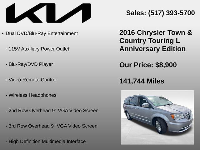 Used 2016 Chrysler Town & Country Touring-L FWD image 15