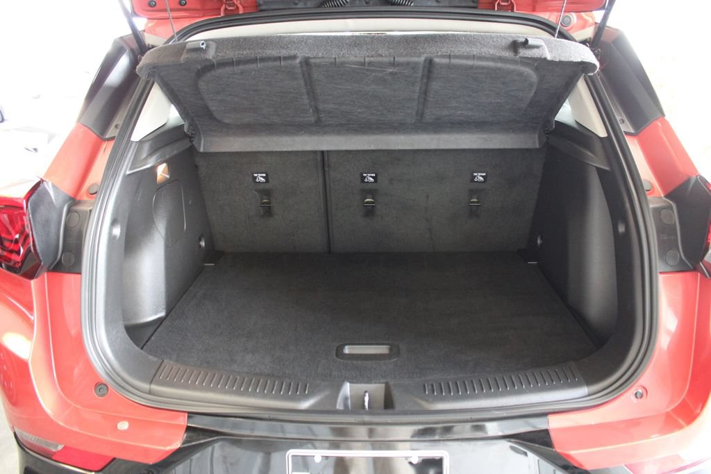 Used 2024 Buick Encore GX Sport Touring w/ Comfort Package FWD image 51