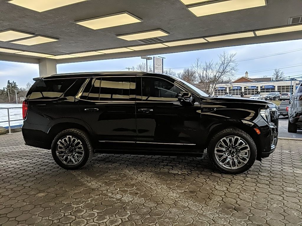 Used 2023 GMC Yukon Denali Ultimate image 4