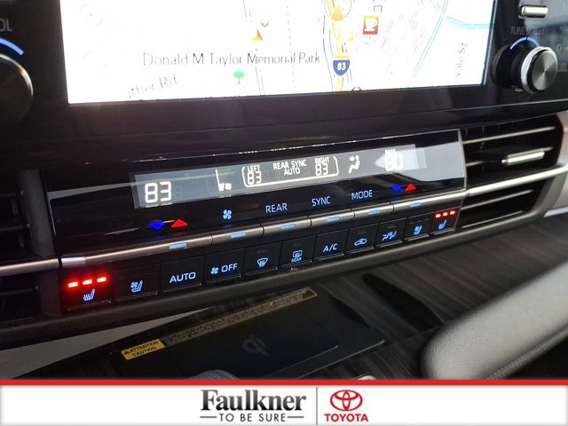 Certified 2023 Toyota Sienna Limited image 16