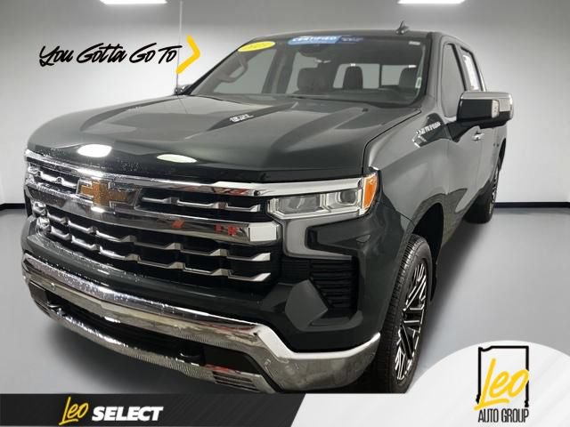 Used 2025 Chevrolet Silverado 1500 LTZ w/ Technology Package AWD/4WD image 1