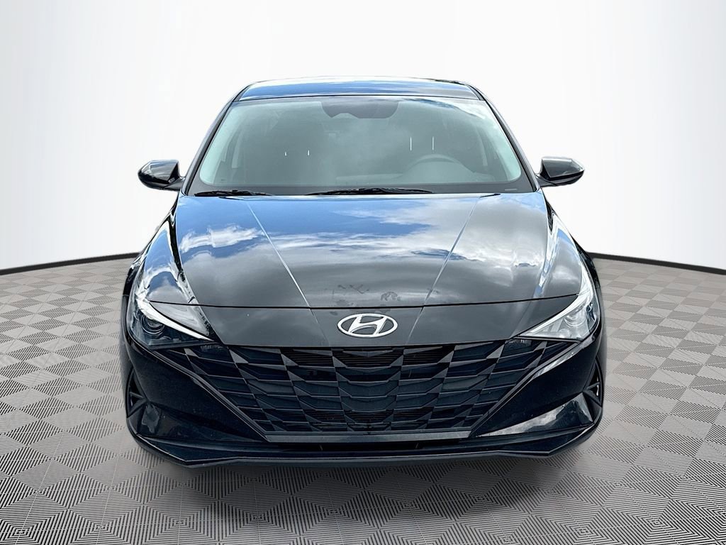 Used 2023 Hyundai Elantra SEL FWD video 2