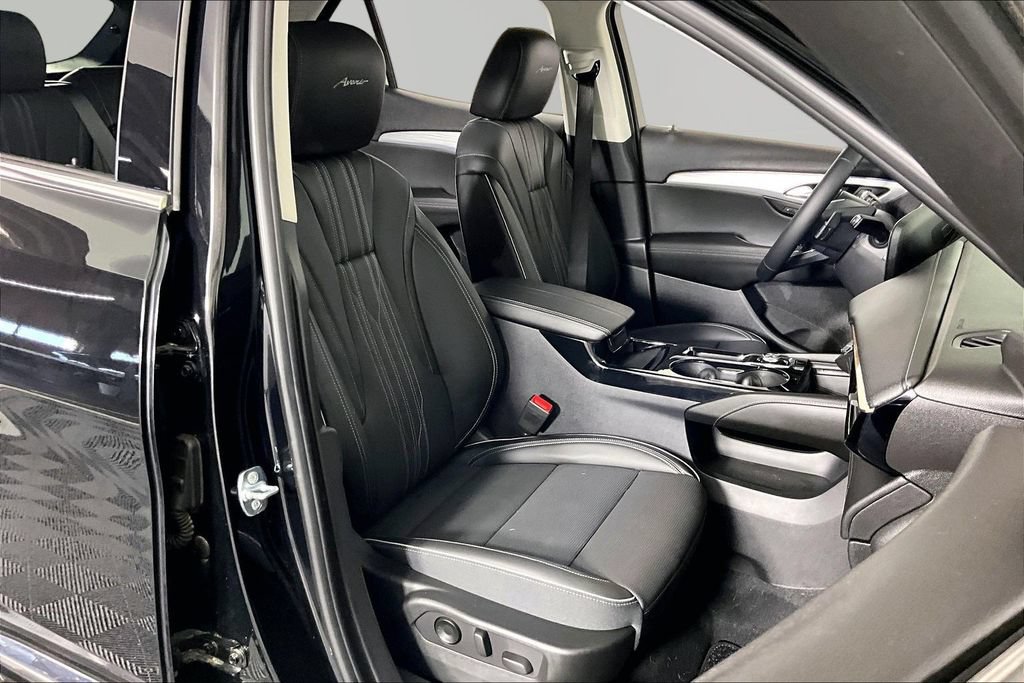 Certified 2024 Buick Envision Avenir AWD/4WD image 28