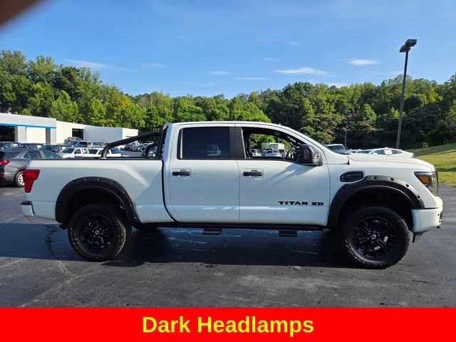 Used 2018 Nissan Titan SL w/ Midnight Edition AWD/4WD image 10