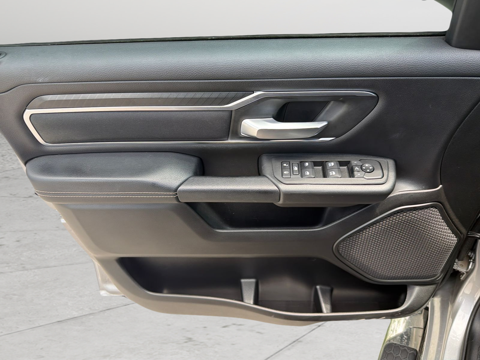 Used 2025 RAM 1500 Big Horn RWD image 25