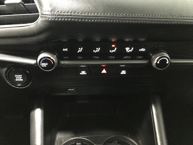 Used 2021 MAZDA MAZDA3 s image 28