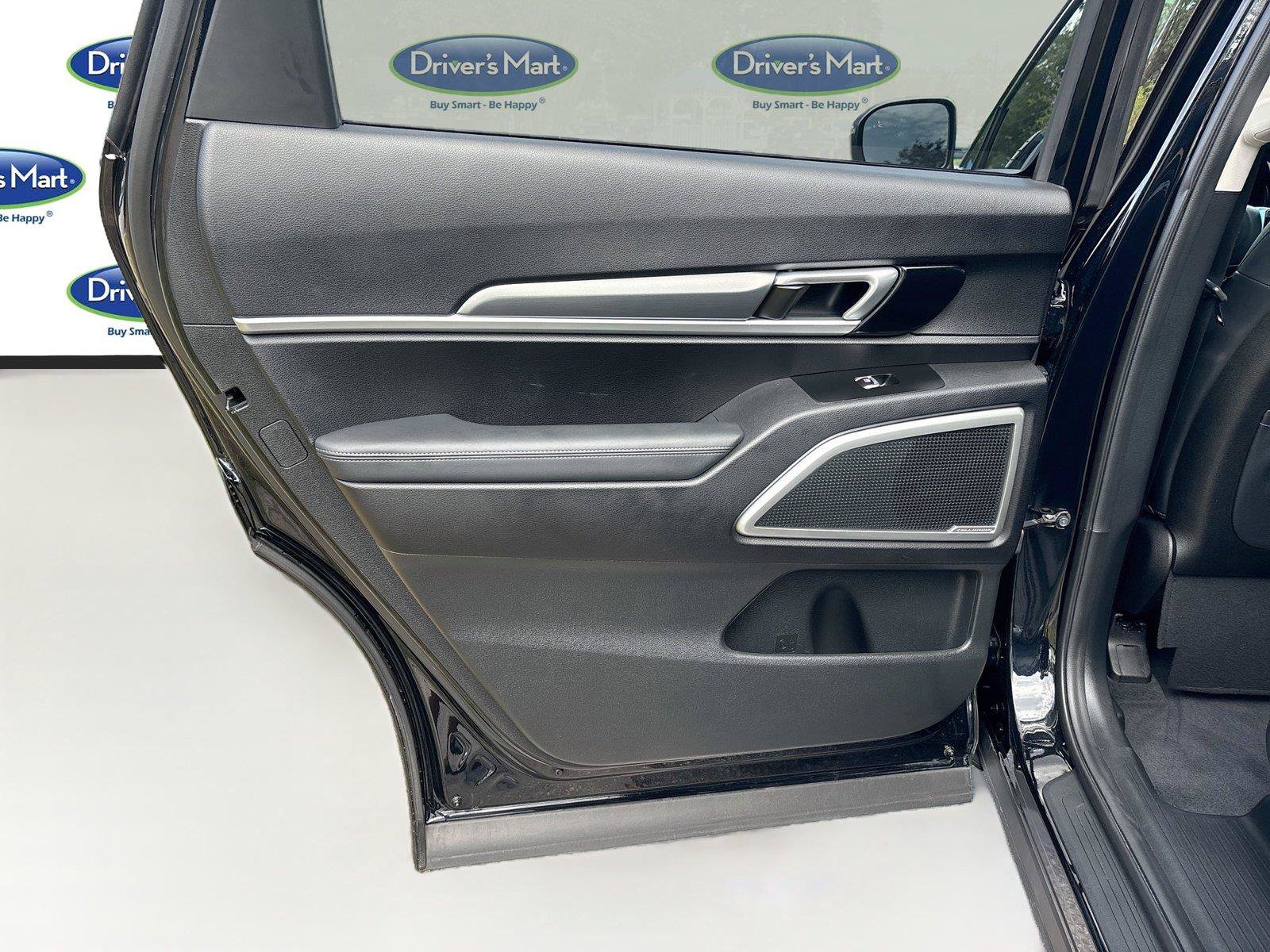 Used 2020 Kia Telluride S FWD image 17