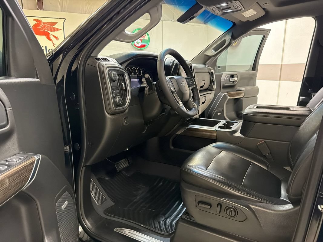 Used 2019 Chevrolet Silverado 1500 RST w/ All-Star Edition RWD image 24