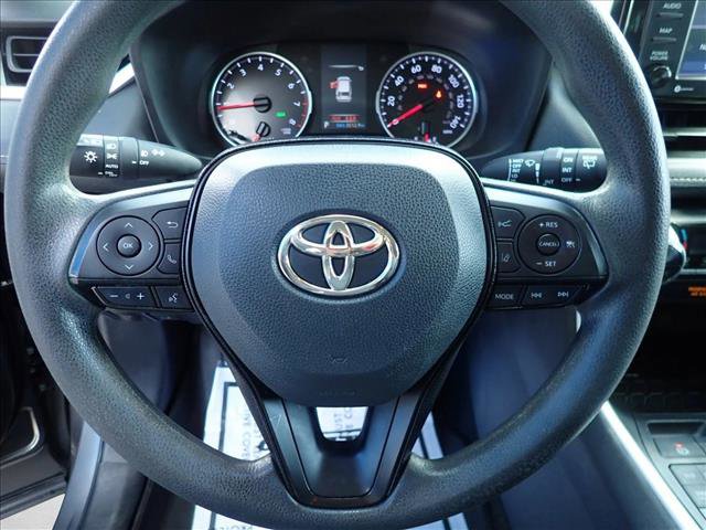 Used 2021 Toyota RAV4 XLE AWD/4WD image 13