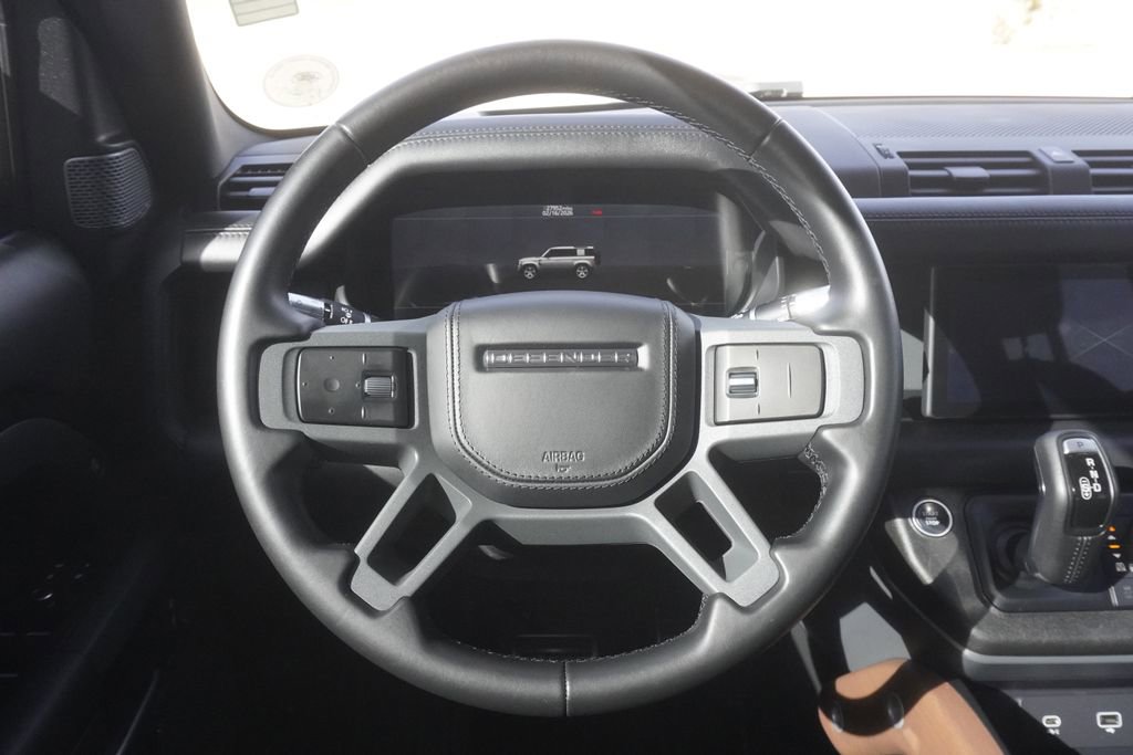 Used 2020 Land Rover Defender 110 X image 10