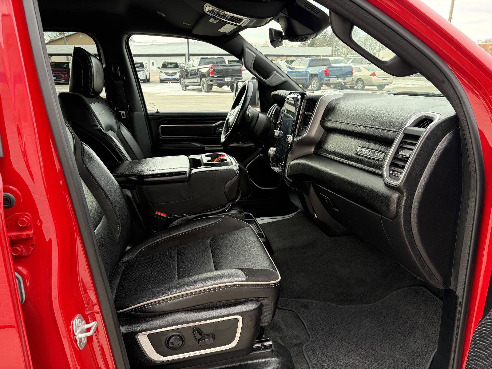 Used 2023 RAM 1500 Laramie image 28