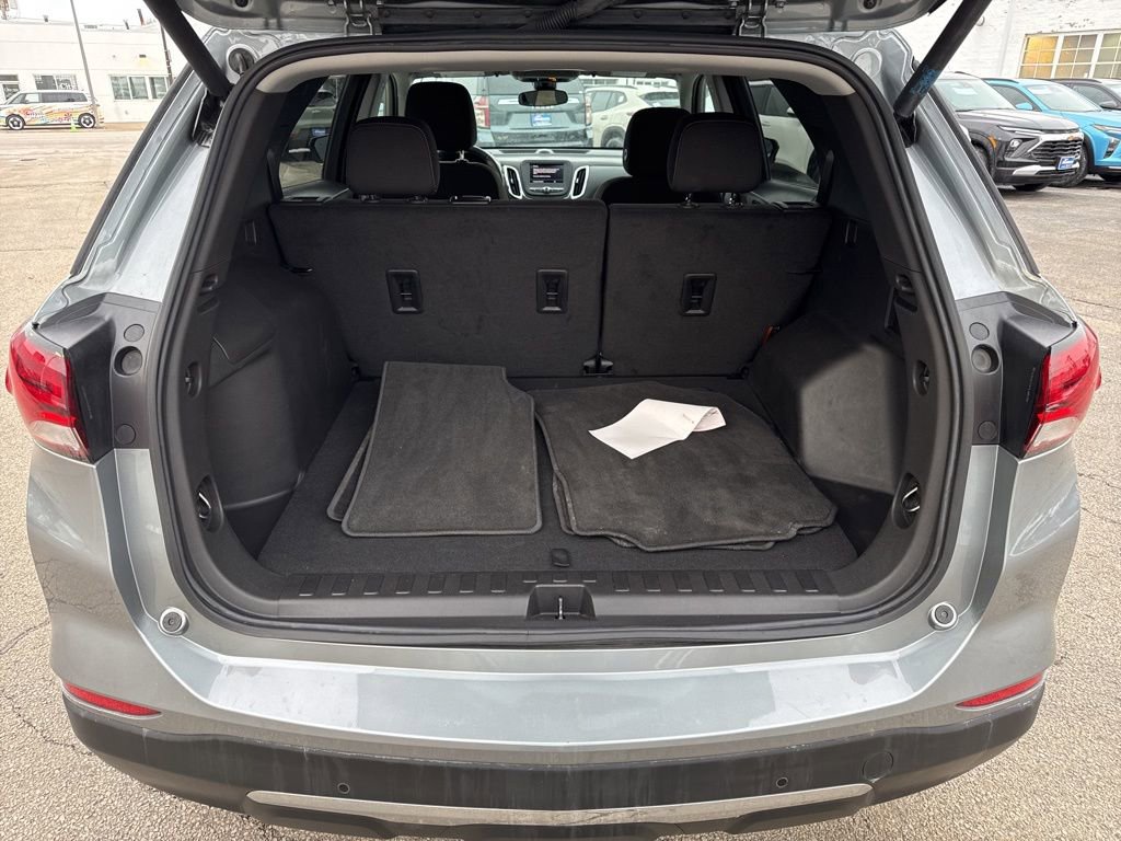 Used 2024 Chevrolet Equinox LT image 13