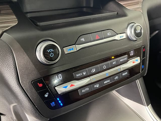 Used 2020 Ford Explorer Limited w/ Hybrid Equipment Group 310A AWD/4WD image 10