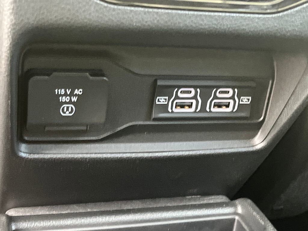 New 2025 Jeep Grand Cherokee L Overland w/ Luxury Tech Group IV image 22