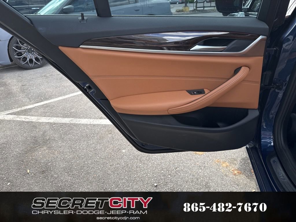 Used 2022 BMW 530i xDrive w/ Convenience Package image 22