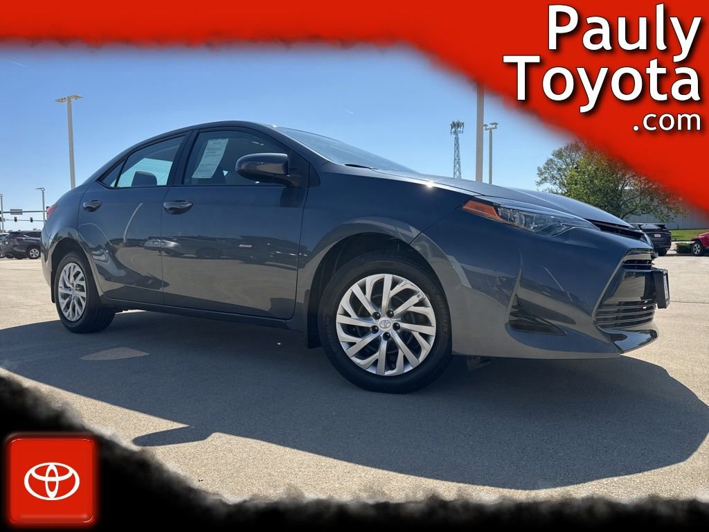 Used 2017 Toyota Corolla LE w/ Carpet Mat Package (TMS) FWD image 1
