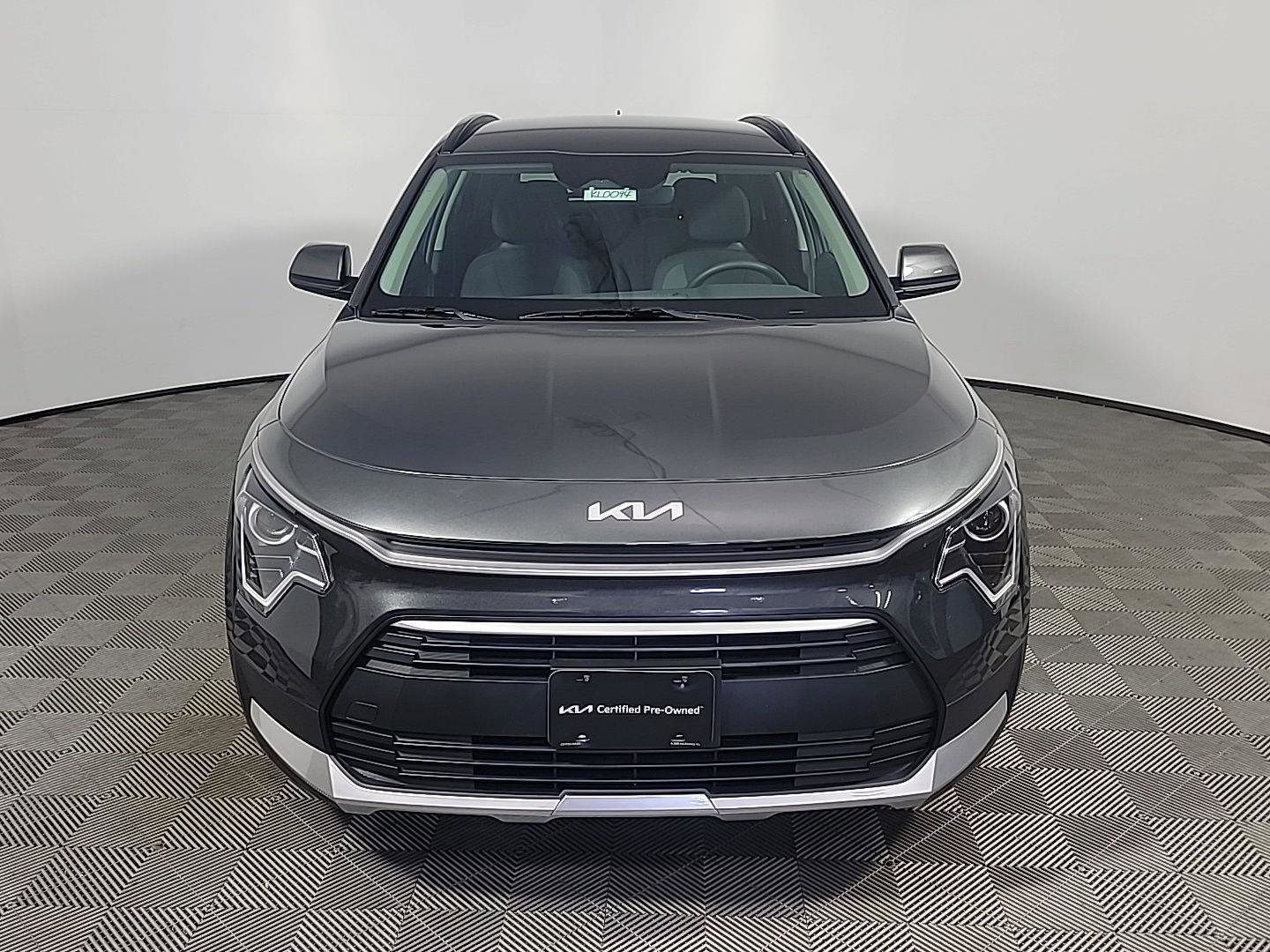 Used 2025 Kia Niro LX image 13