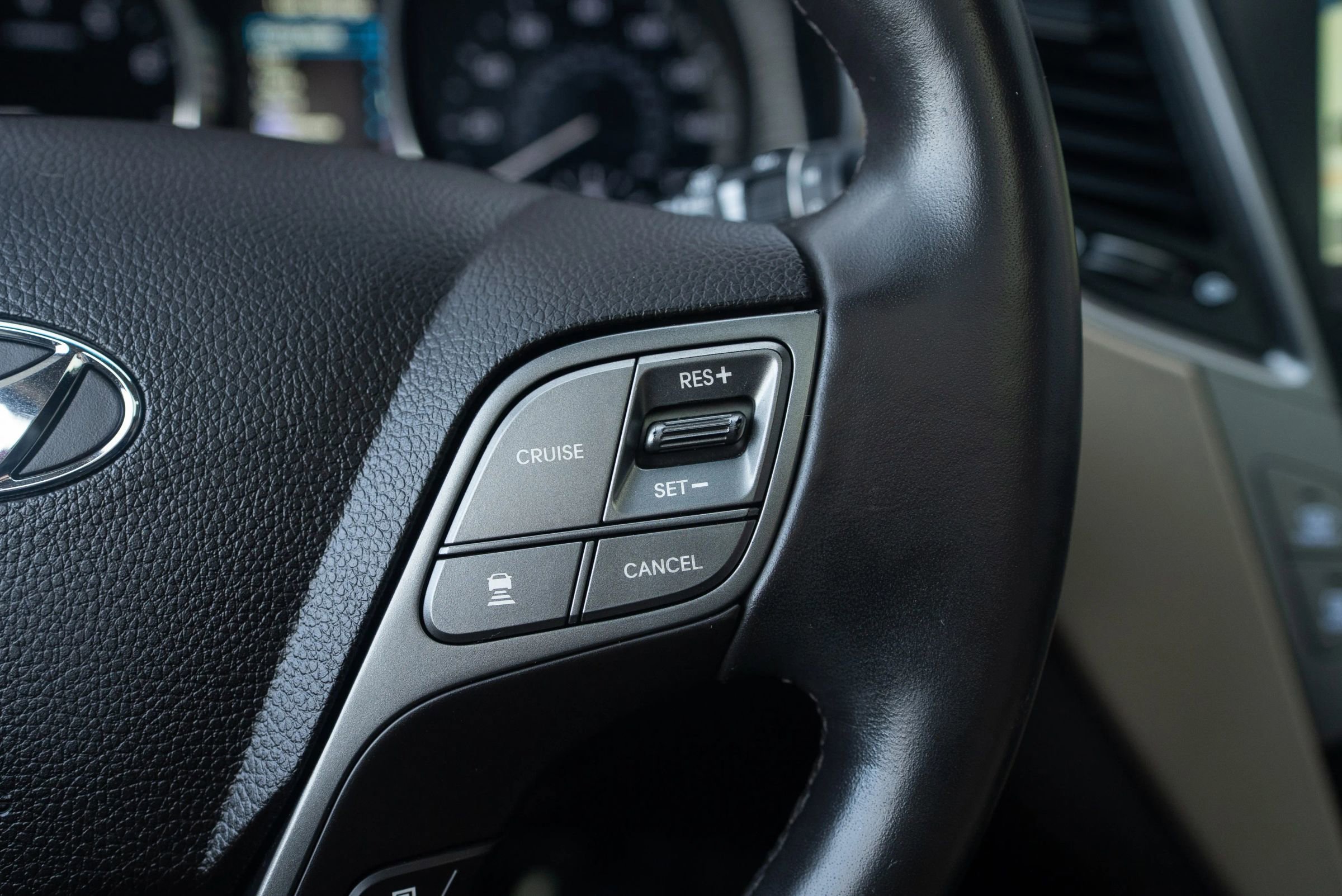 Used 2017 Hyundai Santa Fe Sport w/ 2.0T Ultimate Tech Package 05 image 27