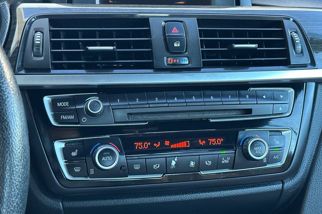 Used 2015 BMW 428i Convertible image 22