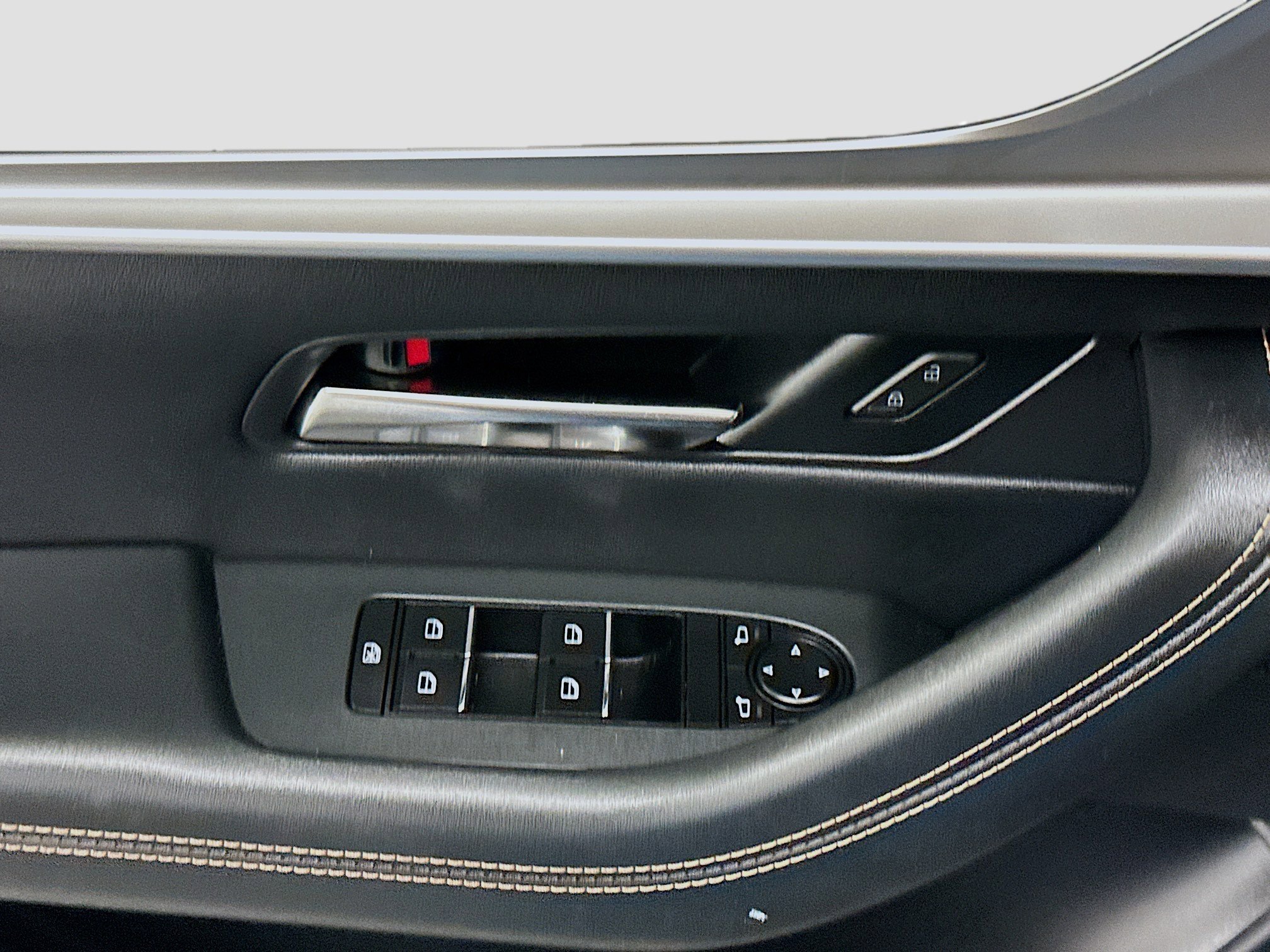 Used 2025 MAZDA CX-90 3.3 Turbo w/ Premium Sport Pkg image 15