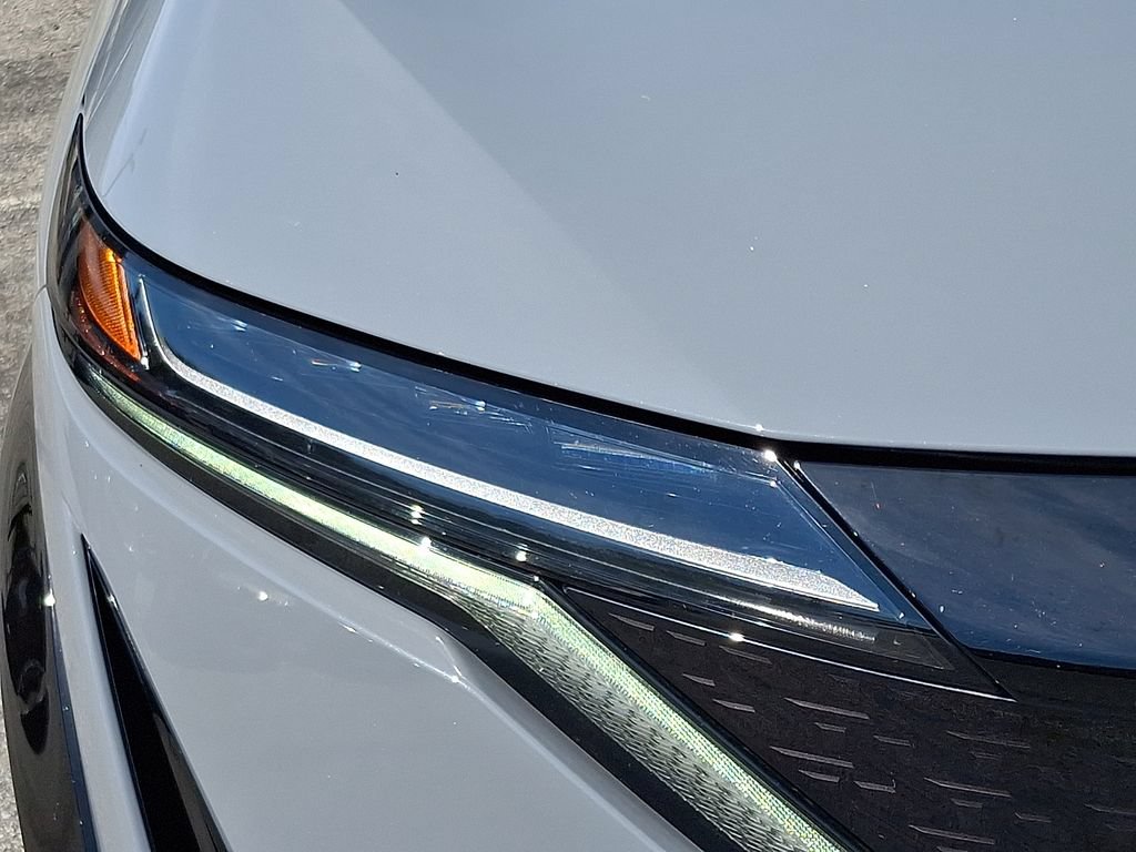 Certified 2024 Nissan Ariya AWD image 10