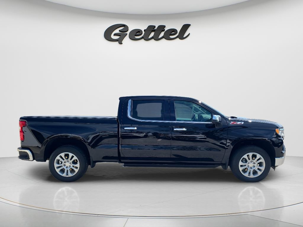 Used 2022 Chevrolet Silverado 1500 LTZ w/ LTZ Premium Package image 11