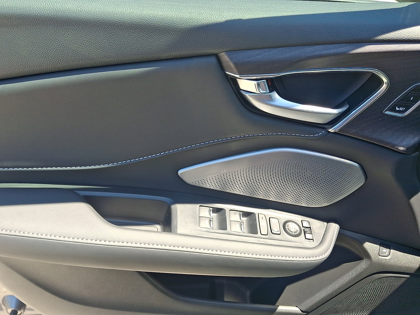 New 2026 Acura RDX w/ Advance Package AWD/4WD image 8