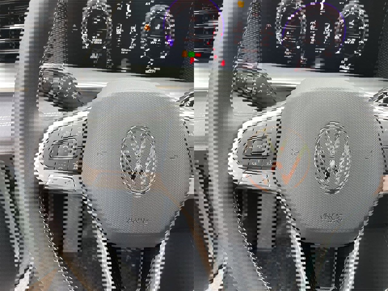 New 2026 Volkswagen Tiguan SE image 20