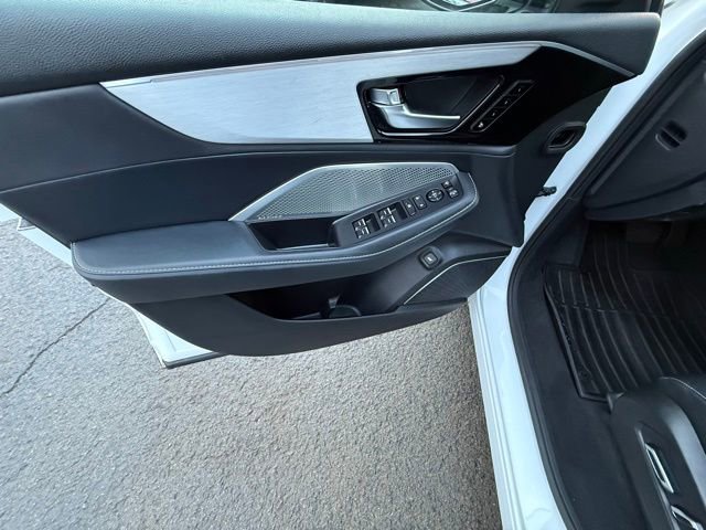 Used 2023 Acura MDX SH-AWD w/ Technology Package image 20