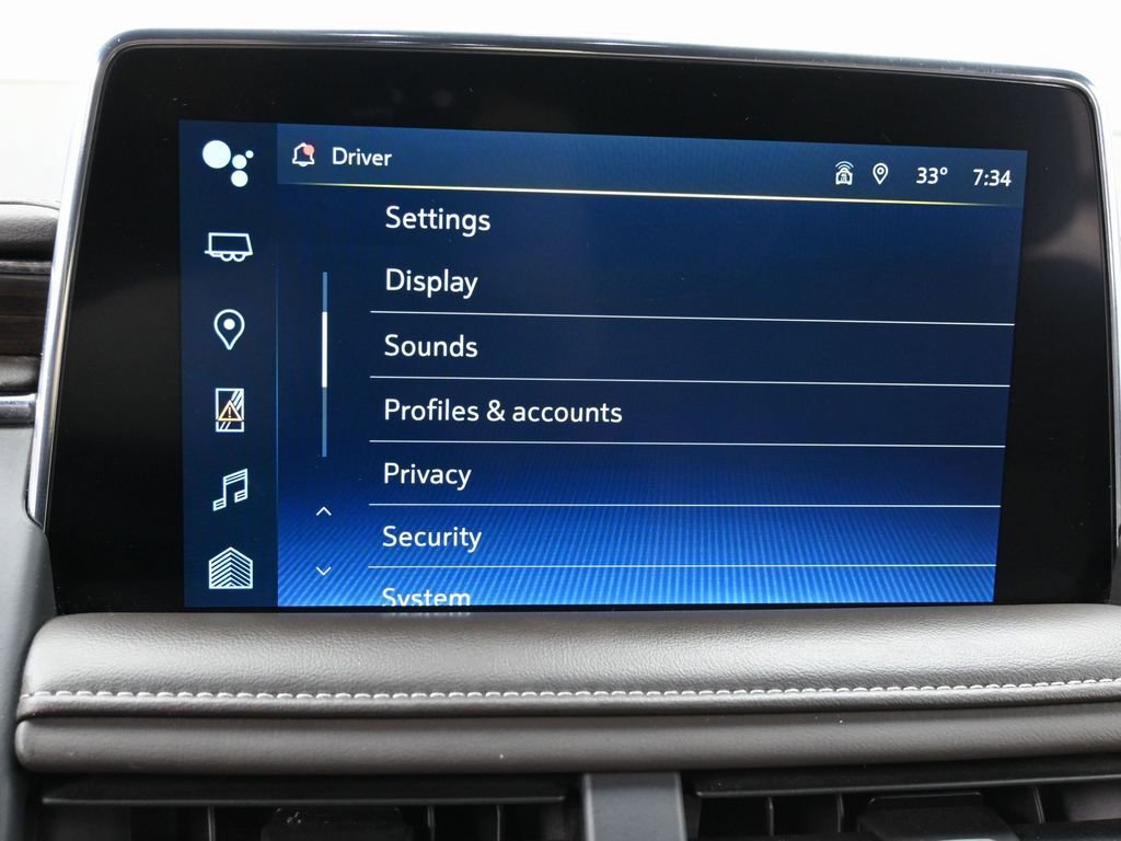 Used 2023 Chevrolet Suburban LT image 28