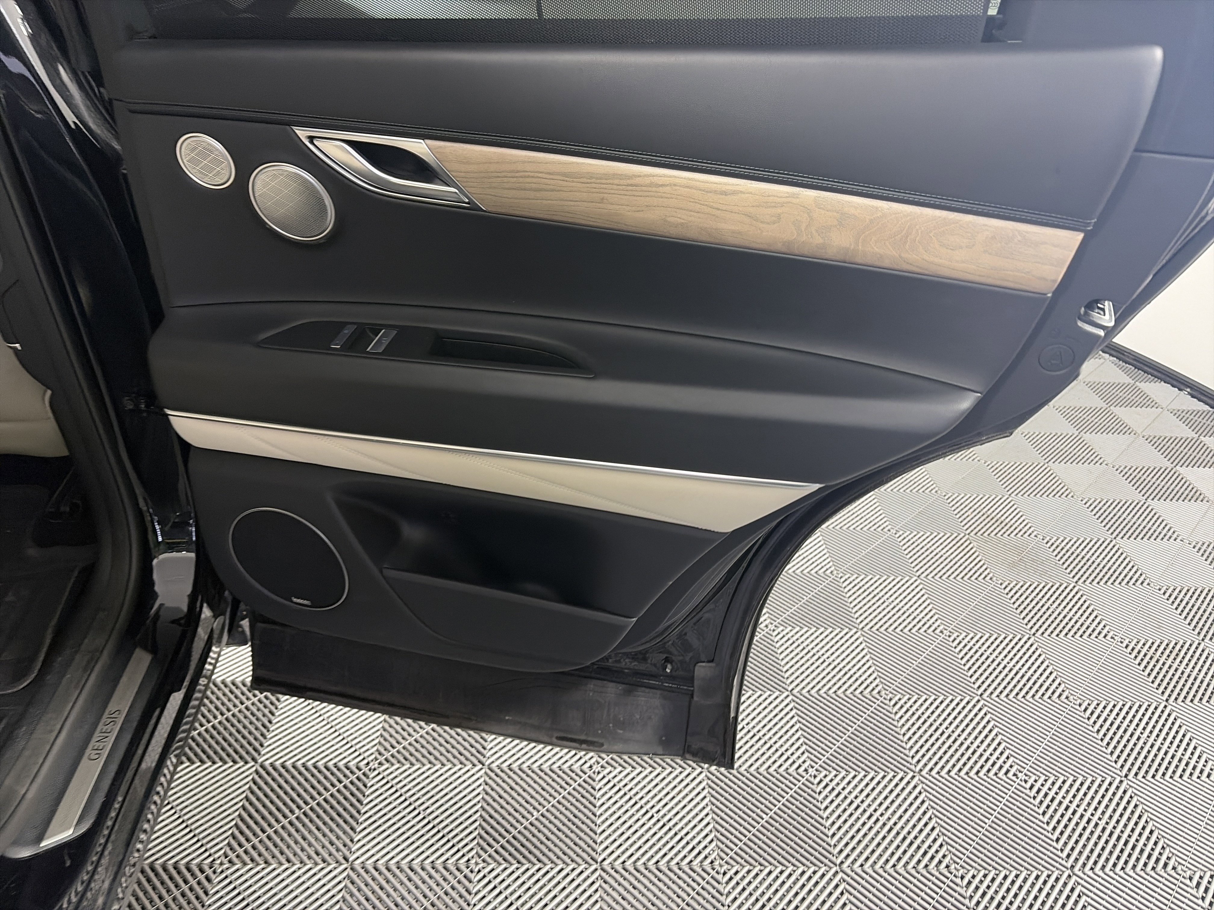 Used 2021 Genesis GV80 3.5T w/ Prestige Package 07 image 40