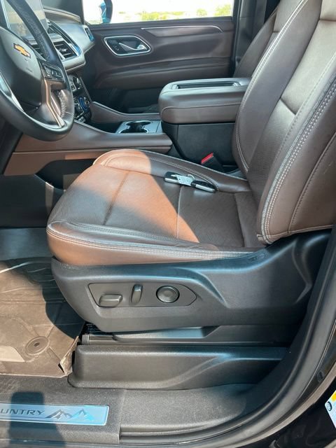 Used 2023 Chevrolet Tahoe High Country w/ Premium Package 2 AWD/4WD image 15