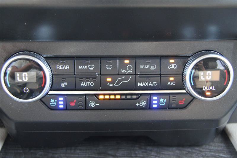 Used 2020 Ford Expedition Limited AWD/4WD image 34