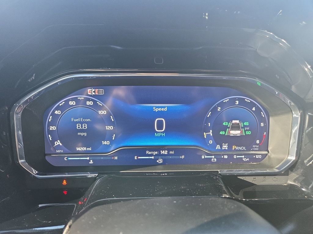 Used 2024 Chevrolet Silverado 2500 ZR2 w/ Technology Package image 25