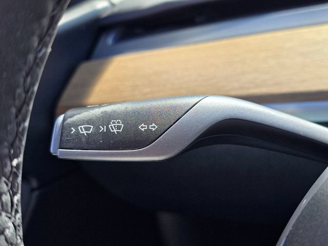 Used 2022 Tesla Model Y Performance AWD/4WD image 38