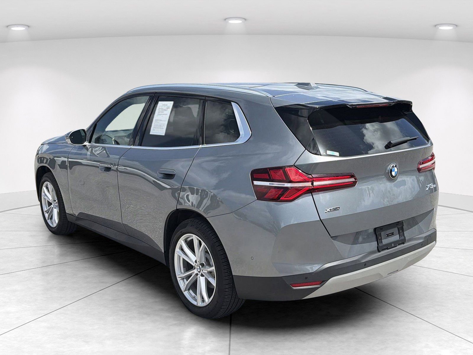 Certified 2025 BMW X3 xDrive30i AWD/4WD image 5