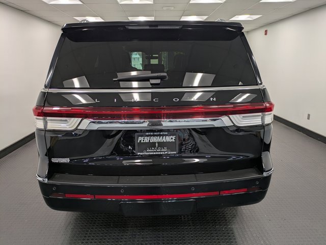 Certified 2023 Lincoln Navigator Reserve image 5