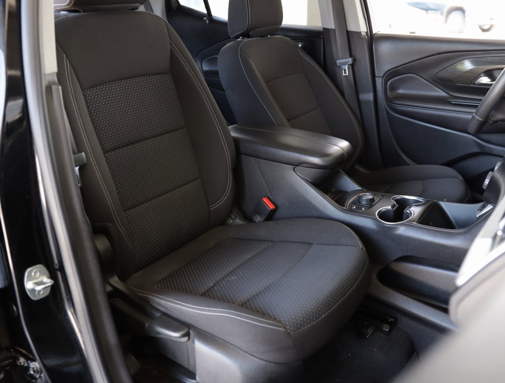 Used 2022 GMC Terrain SLE w/ Driver Convenience Package image 28