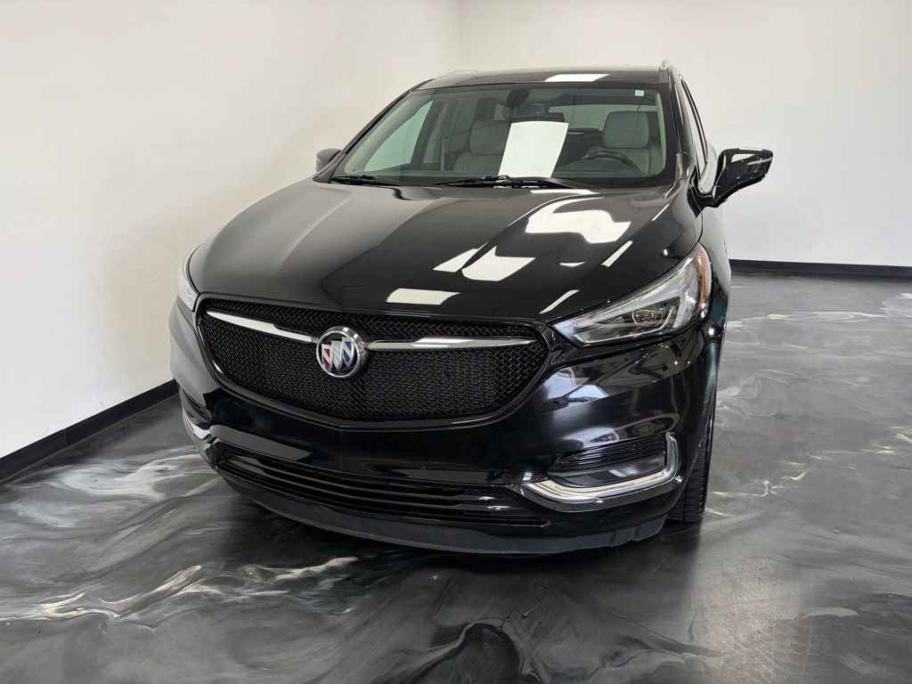 Used 2021 Buick Enclave Essence w/ Sport Touring Edition image 3