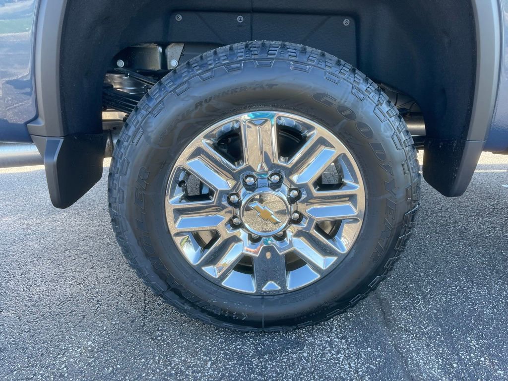 New 2026 Chevrolet Silverado 3500 High Country w/ High Country Premium Package AWD/4WD image 40