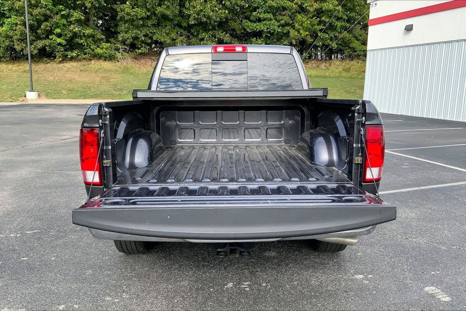 Used 2017 RAM 1500 Big Horn AWD/4WD image 25