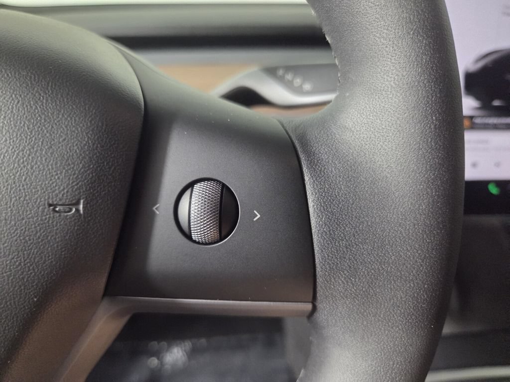 Used 2022 Tesla Model 3 Performance AWD/4WD image 16