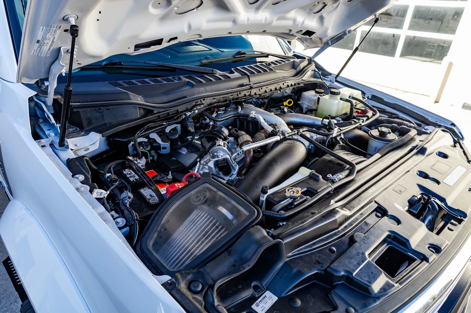 Used 2022 Ford F450 Limited w/ FX4 Off-Road Package image 39