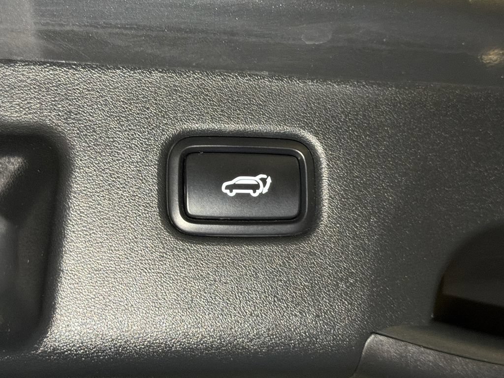 Certified 2023 Kia EV6 Wind w/ Wind Technology Package AWD/4WD image 7