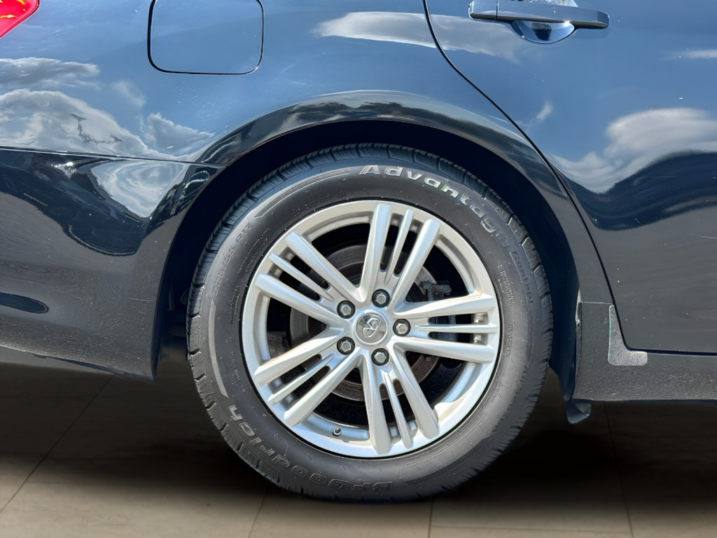Used 2010 INFINITI G37 Journey w/ Premium Pkg RWD image 37