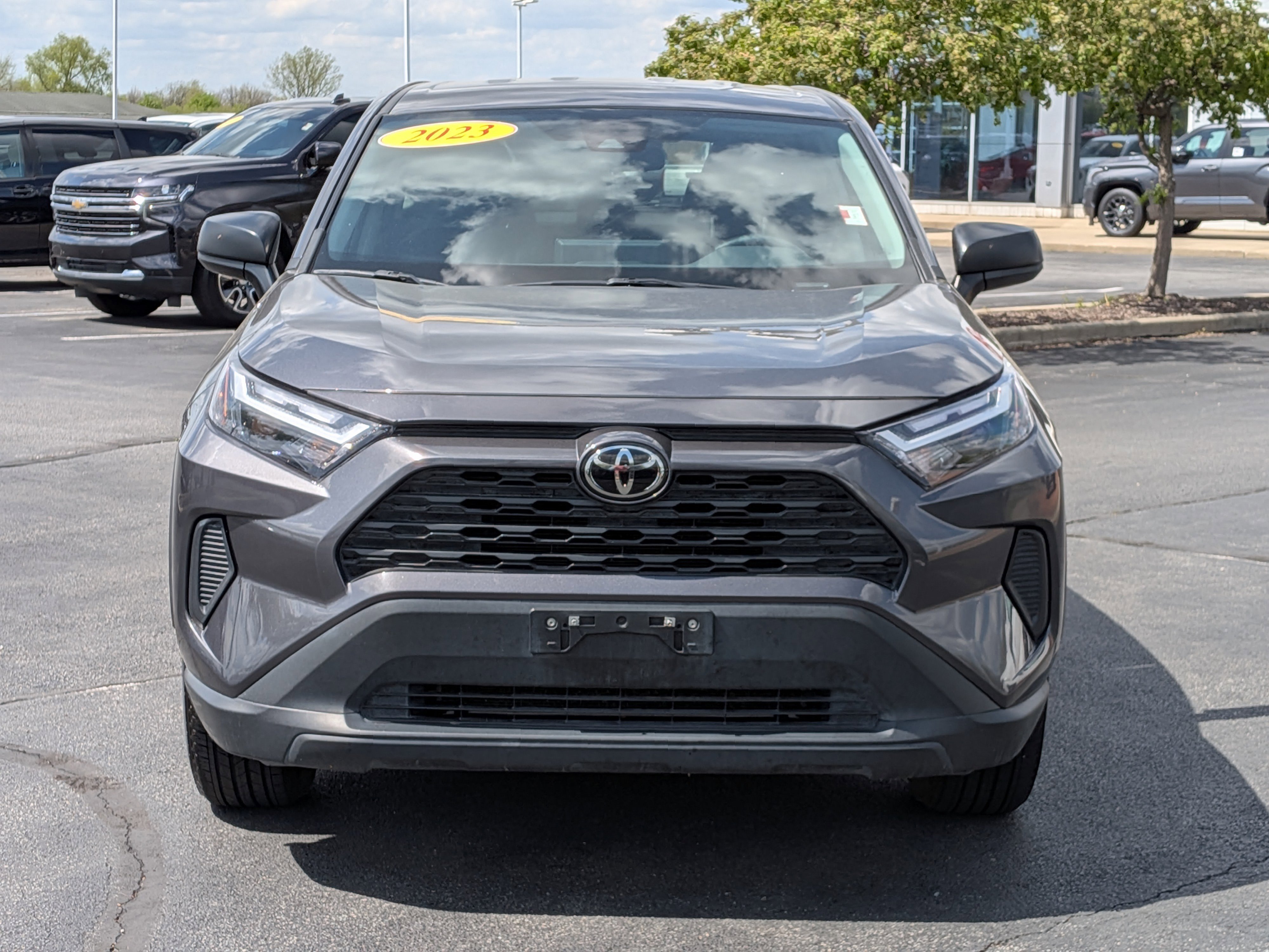 Certified 2023 Toyota RAV4 LE AWD/4WD image 2